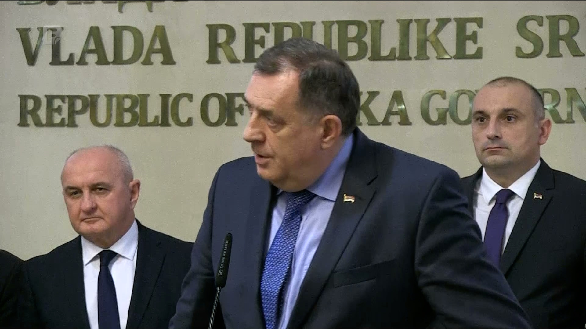 Dodik opoziciju poziva na razgovor i patriotizam